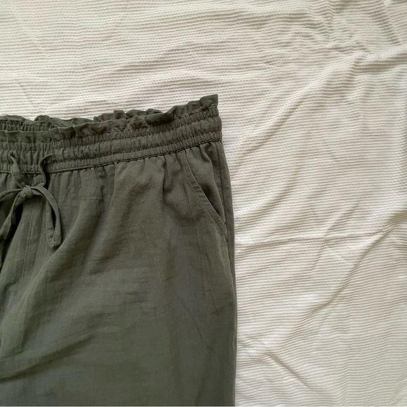 Green Wide Leg Pants with Elastic Waistband - Picture 3 of 8